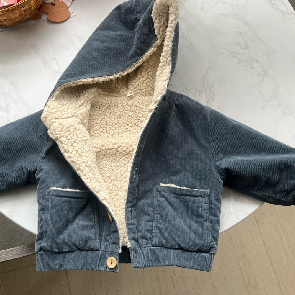 Quincy Mae Navy and Cream Sherpa Jacket - Size: 12-18M
